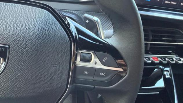 PEUGEOT 2008 1.2Hybrid 145CV e-DCS6 ALLURE*FULL LED*CARPLAY* rif. 24046981 - Foto 7