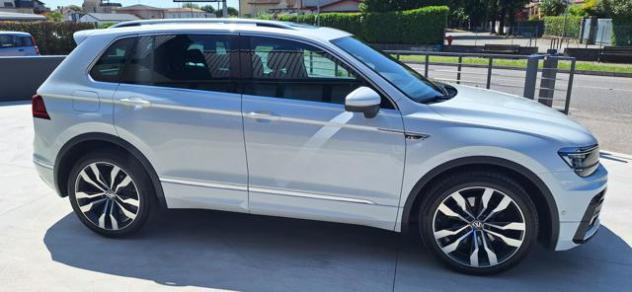 VOLKSWAGEN Tiguan 2.0 TDI 190 CV DSG 4MOTION Advanced R-LINE N°FR096 rif. 24107307 - Foto 10