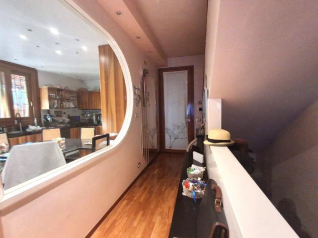 Villa di 224 m² con più di 5 locali e box auto in vendita a Bologna - Foto 15