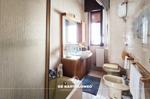 APPARTAMENTO VIA BENEVENTO C/O VIALE MAGNA GRECIA - Foto 8