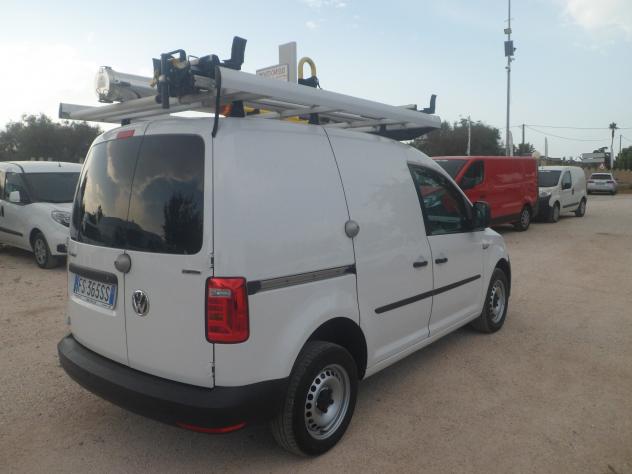 Volkswagen Caddy furgone 4motion attrezzato - Foto 4