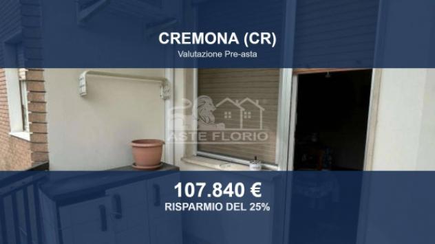 Immobile in asta di 84 m², box auto in vendita a Cremona