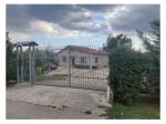 PIENA PROPRIETÀ DI FABBRICATO UNIFAMILIARE RESIDENZIALE CON CORTE ESCLUSIVA