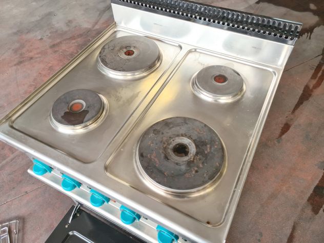 CUCINA ELETTRICA FORNO E 4 PIASTRE USATA - Foto 3