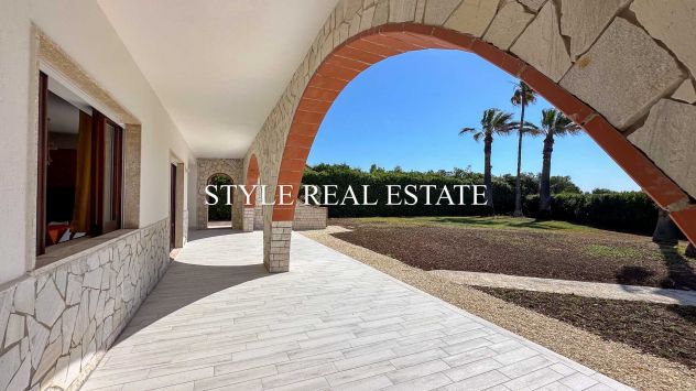 Villa indipendente fronte mare in affitto ad Arenella – Siracusa - Foto 9