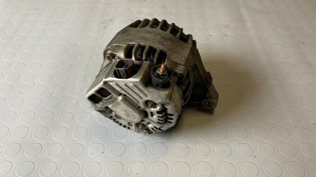 Alternatore Toyota Corolla Verso 1.8 benzina del 2004 (27060-0D170) - Foto 3