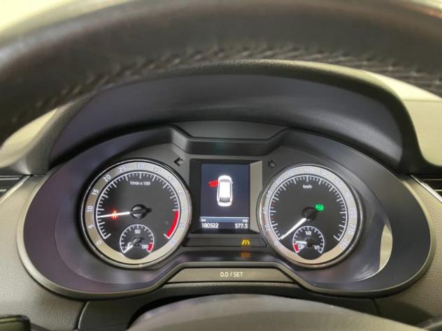 SKODA Octavia 1.6 TDI DSG Wagon Executive 115CV rif. 23918345 - Foto 5