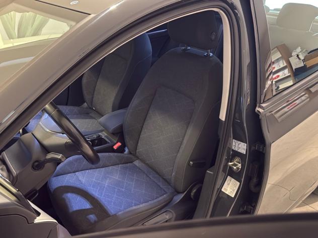 Volkswagen Golf 1.0 TSI EVO DSG Adaptive Cruise Fari LED Sensori - Foto 3