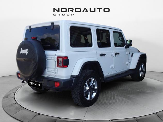 Jeep Wrangler Unlimited 2.2 Mjt II Sahara - Foto 4