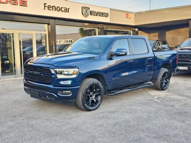 RAM 1500 5.7 V8 Crew Cab Sport Autocarro N1 rif. 23834682