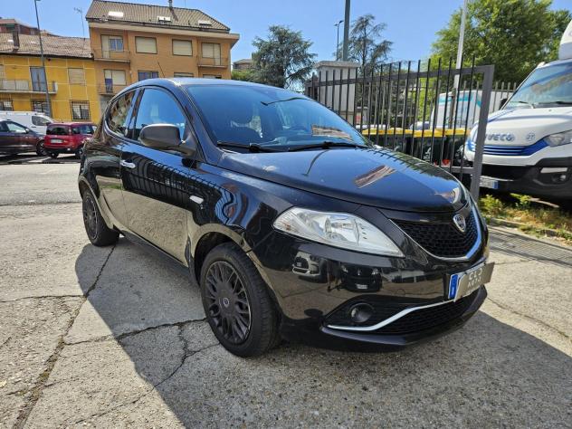Lancia Ypsilon Ypsilon 1.2 ecochic Gpl 69cv - Foto 2