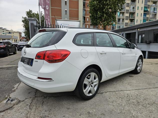 Opel Astra 1.7 CDTI Sports Tourer 130cv - Foto 4