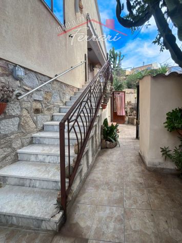 RIF 219 **Isola della Maddalena "Sardegna" Casa Indipendente -Fronte mare - Foto 4