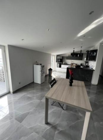 Immobile in asta di 112 m², box auto in vendita a Melito di Napoli - Foto 9