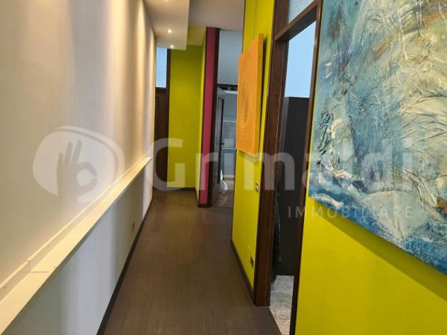 Appartamento di 136 m² con 4 locali e box auto in vendita a Opera - Foto 17