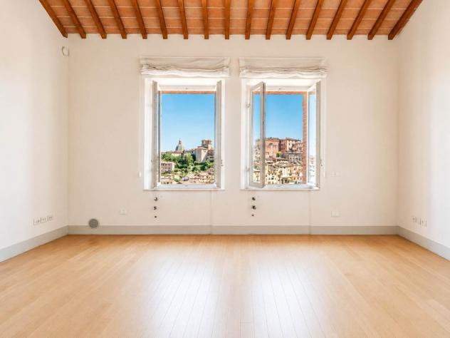 Appartamento in vendita a Siena 165 mq Rif: 1445026