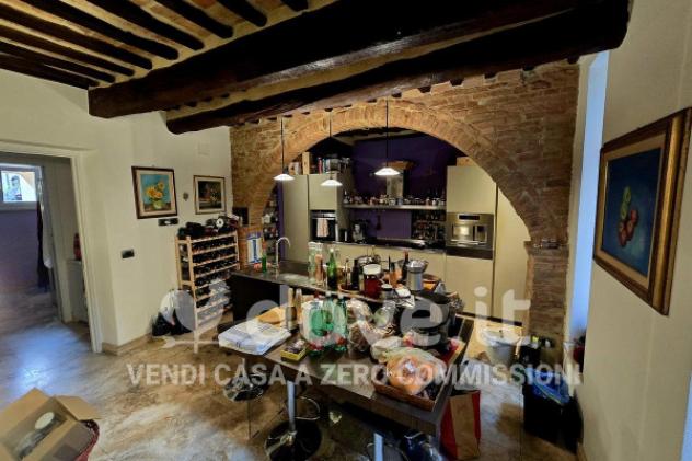 Villa di 250 m² con più di 5 locali e posto auto in vendita a Siena - Foto 9