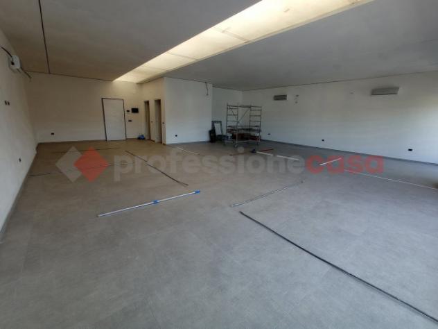 Immobile di 110 m² con 1 locale in vendita a Paruzzaro - Foto 13