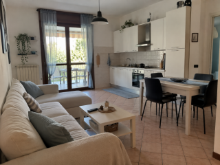 Trilocale arredato in affitto a Merate – 750 € spese incluse