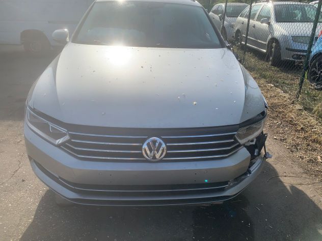 Ricambi VW Passat SW 2015 1.6 tdi dcx