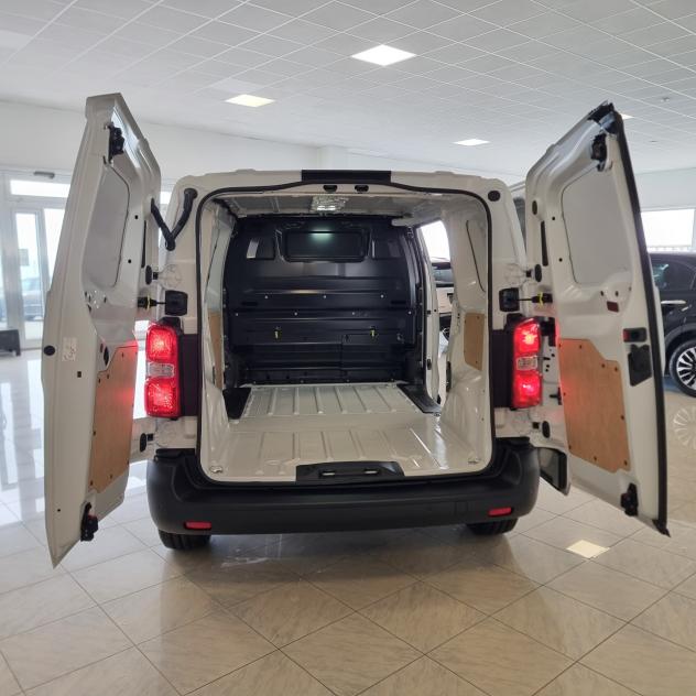 FIAT SCUDO VAN M 1.5 Diesel 120cv 3 Posti - Foto 10
