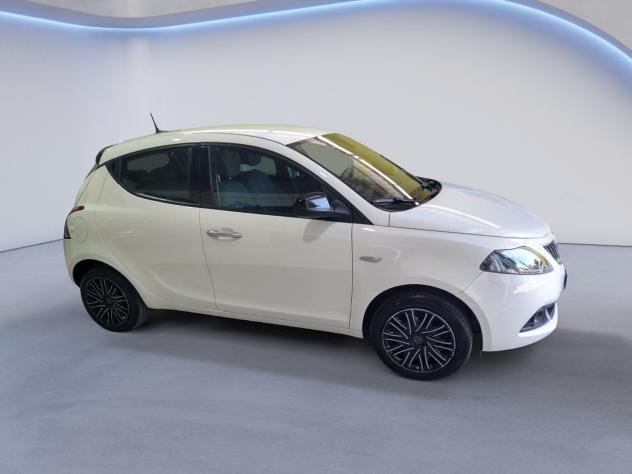 Lancia Ypsilon Ypsilon 1.0 firefly hybrid Oro s&s 70cv - Foto 3