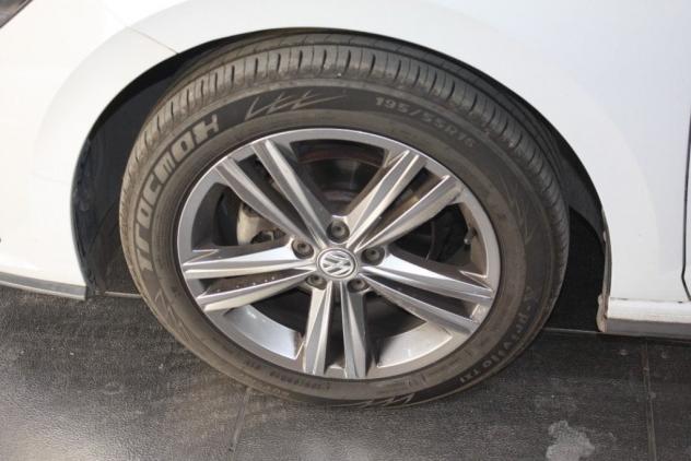 Volkswagen Polo 1.0 TSI 5p. Sport DSG 95 CV - Foto 4