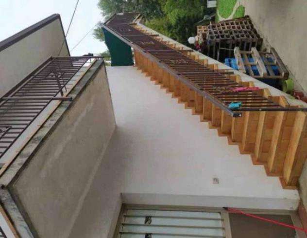 Immobile in asta di 139 m², box auto in vendita a Giavera del Montello - Foto 2