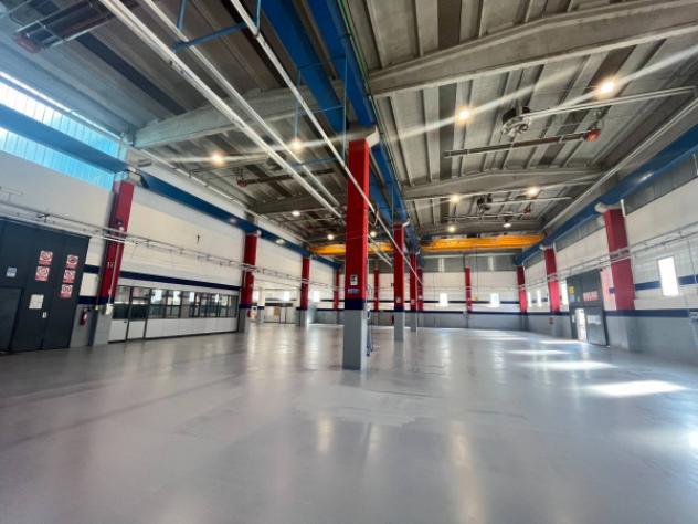 Immobile di 2000 m² con 1 locale in affitto a Lumezzane - Foto 10