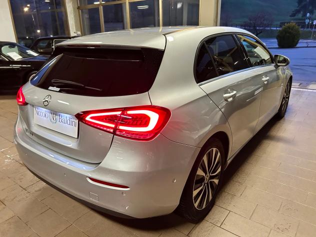 MERCEDES Classe A (W177) A 180 d Automatic Business Extra - Foto 5