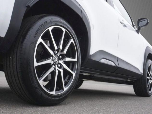TOYOTA Yaris Cross 1.5 Hybrid E-CVT GR SPORT rif. 22079420 - Foto 4