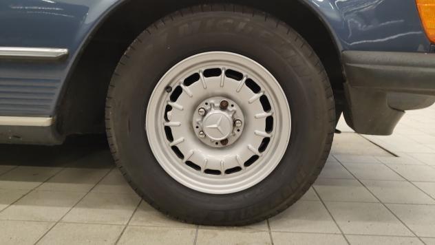 Mercedes-Benz Serie SL 380 SL Roadster - Foto 5