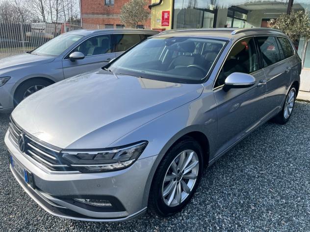 Volkswagen Passat Variant 2.0 TDI SCR EVO DSG Business 04/2021 - Foto 9