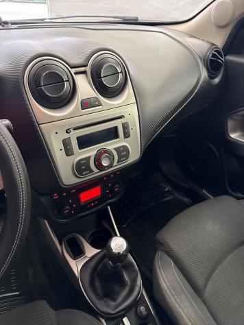 Alfa Romeo MiTo 1.4 78 CV 8V S&S Distinctive Sport Pack - Foto 10