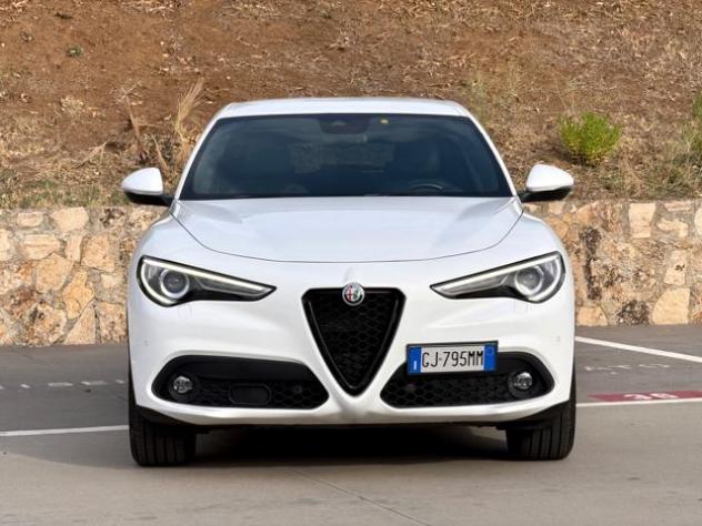ALFA ROMEO Stelvio 190CV Q4 SPRINT+CAMBIO F1+19''+RCAM+VETRISCURI rif. 24127818 - Foto 2