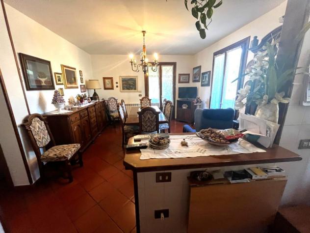 VILLINO di 6 vani e di 230 mq (CARMIGNANO) rif. L1388_1 - Foto 9