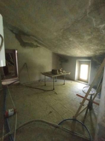 Immobile in asta di 503 m² con più di 5 locali e box auto in vendita a Lizzano in Belvedere - Foto 20