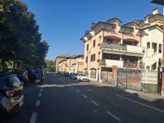Trilocale in affitto a Segrate