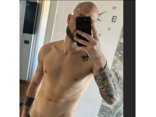 Amore e incontri Roma - 32enne, bella presenza, cerca incontri NO MERCENARIO Tel:3913279318