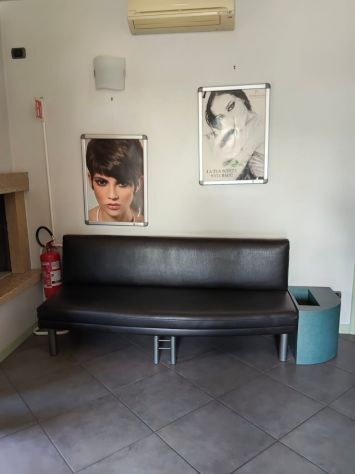 Arredo Negozio Parrucchiera - Foto 10