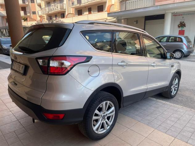 Ford Kuga 2.0 TDCI 120 CV S&S 2WD Powershift TITANIUM - Foto 7