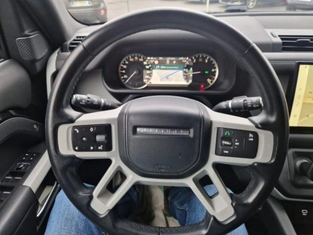 LAND ROVER Defender 110 3.0D I6 300 CV AWD X-Dynamic rif. 23982928 - Foto 10