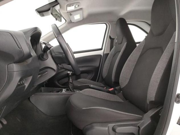 TOYOTA Aygo X 1.0 VVT-i 72 CV 5 porte Active rif. 24109678 - Foto 5