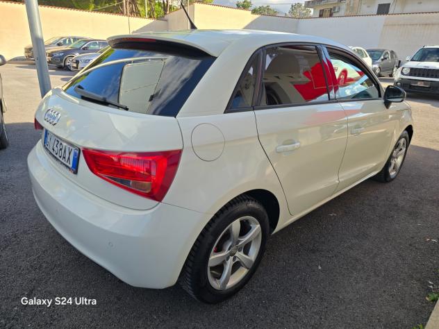 Audi A1 1.6 TDI Attraction - Foto 4
