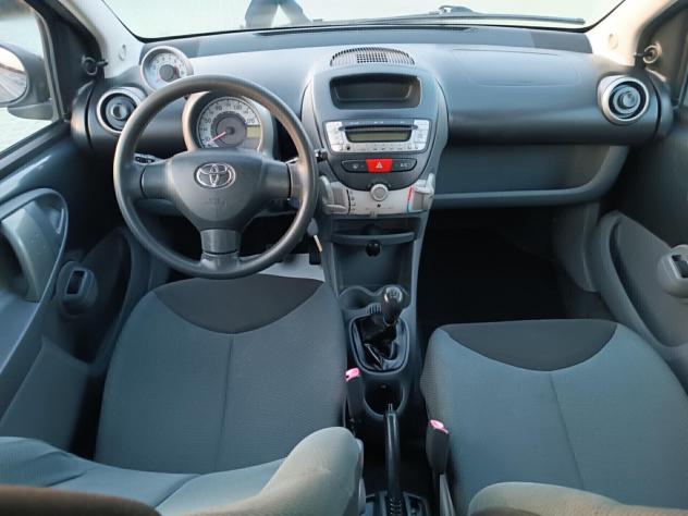 Toyota Aygo 1.0 12V VVT-i 3 porte - Foto 9