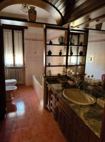 Immobile in asta di 213 m² con più di 5 locali e box auto doppio in vendita a Cornate d'Adda - Foto 16