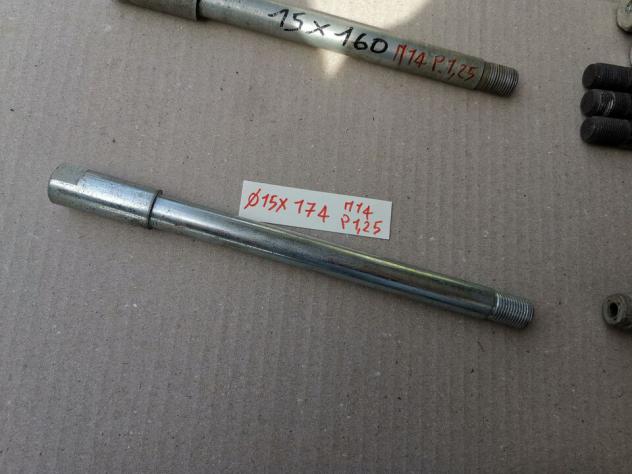Perno asse ruota anteriore moto epoca 15 174 M14 P1,25