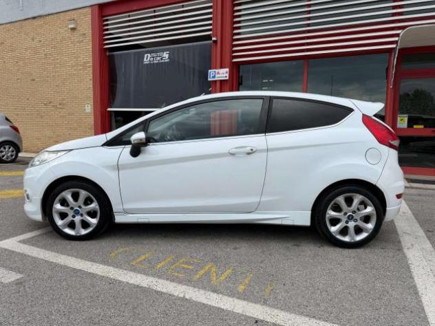 Ford Fiesta 3p 1.6 tdci Individual c/esp 95cv E5, NEOPATENTATI OK! - Foto 3
