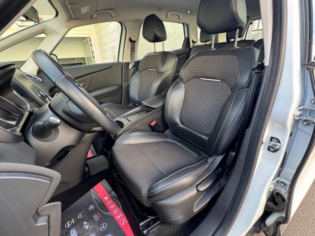 Renault Scenic dCi 110 CV Energy Sport Edition2 - Foto 8