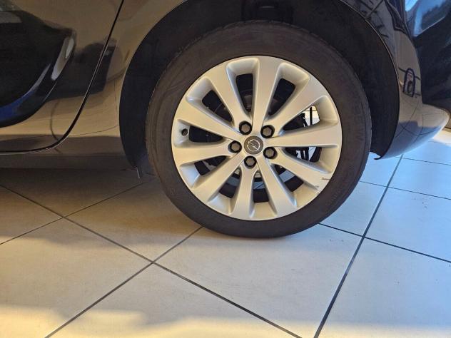 Opel Astra 1.4 Turbo 140 CV Cosmo Euro 5 - Foto 10